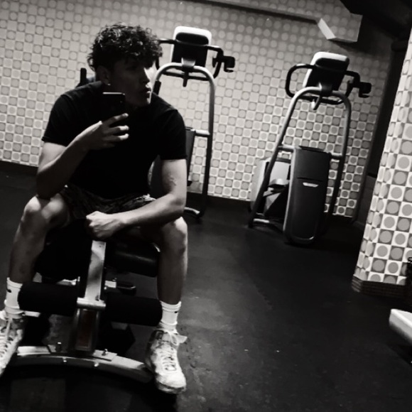 Meet your Posher, Jacob - Picture 7 of 7